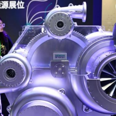 No puede haber transición energética sin China, dice el CEO de Siemens Energy